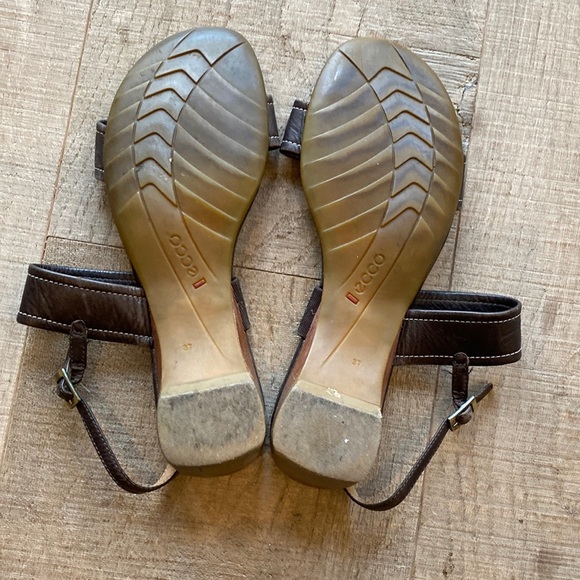 Ecco Brown Leather Chain Sandals Size 37 - Picture 6 of 9